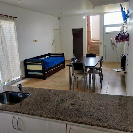 Alquileres Temporarios Villa María Zimmer foto